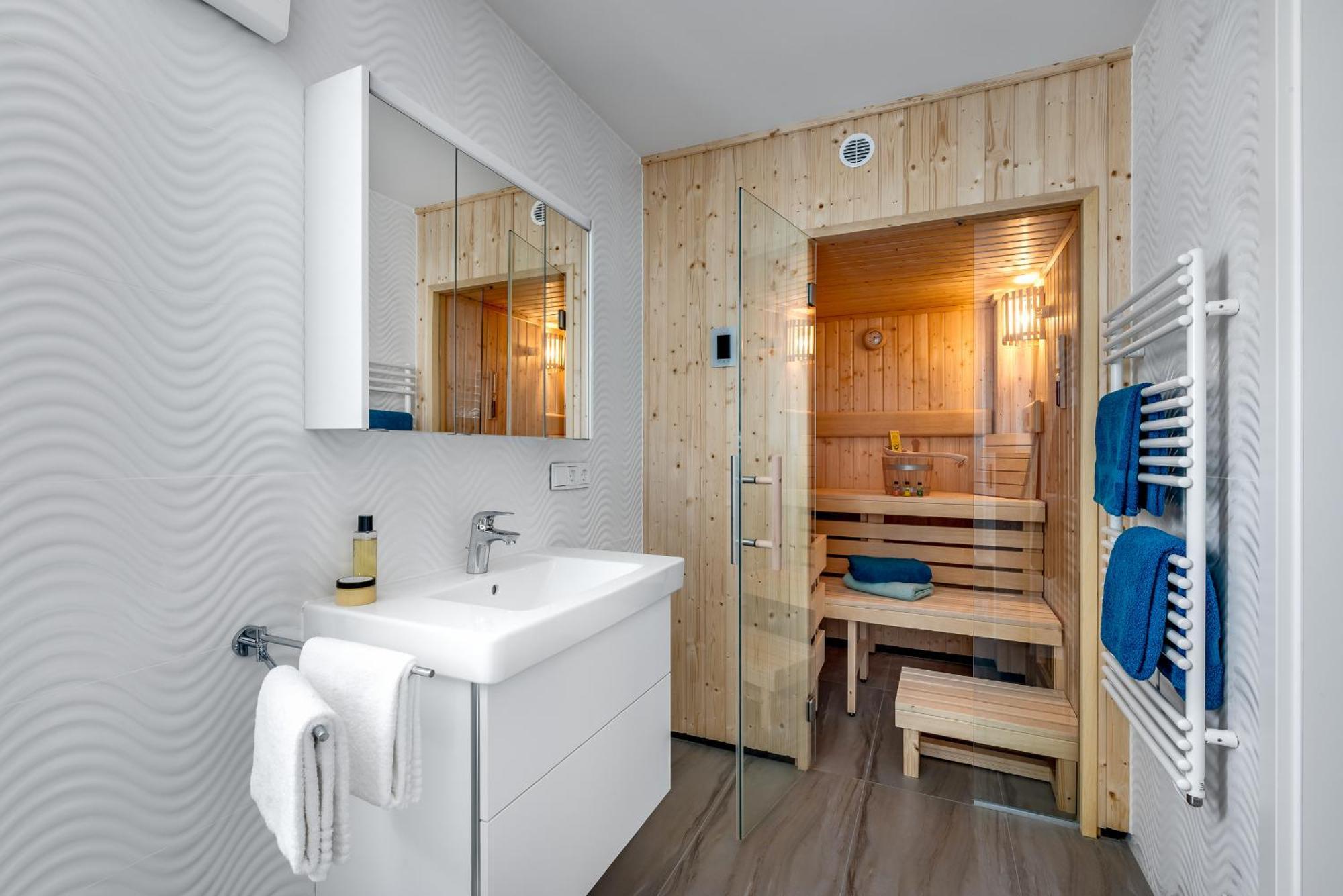 אולפניץ Brise- Direkt Am Wasser, Hafenblick, Fahrstuhl, Sauna, Ueberdachter Balkon מראה חיצוני תמונה